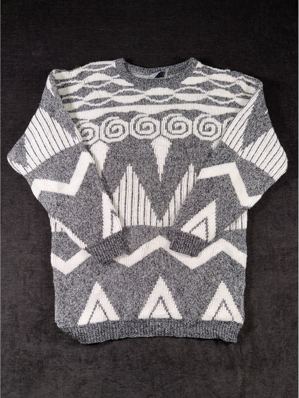 ADELE Knitwear Gray and White Geometric Pattern Sweater Made in USA